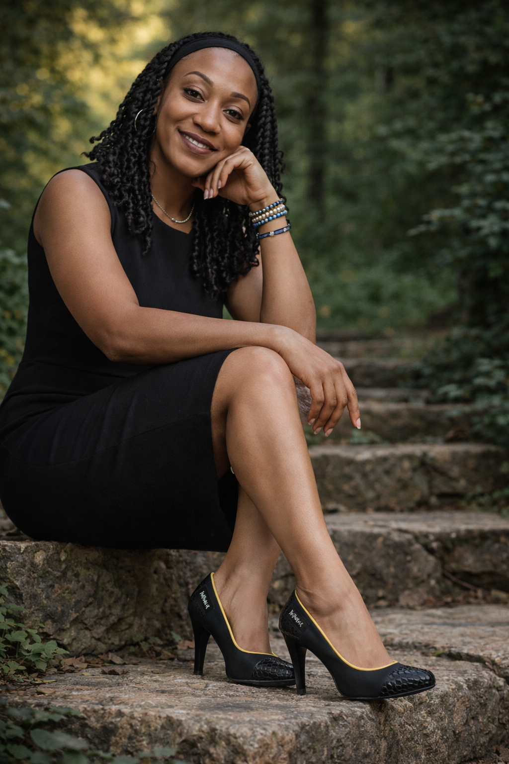 Stylish Women's Heels: Blu Rose Black N Gold Handcrafted Italian Leather Fashion Footwear 💙 Blu Rose's Garden LLC 💙 💙 Blu Rose's Garden LLC 💙